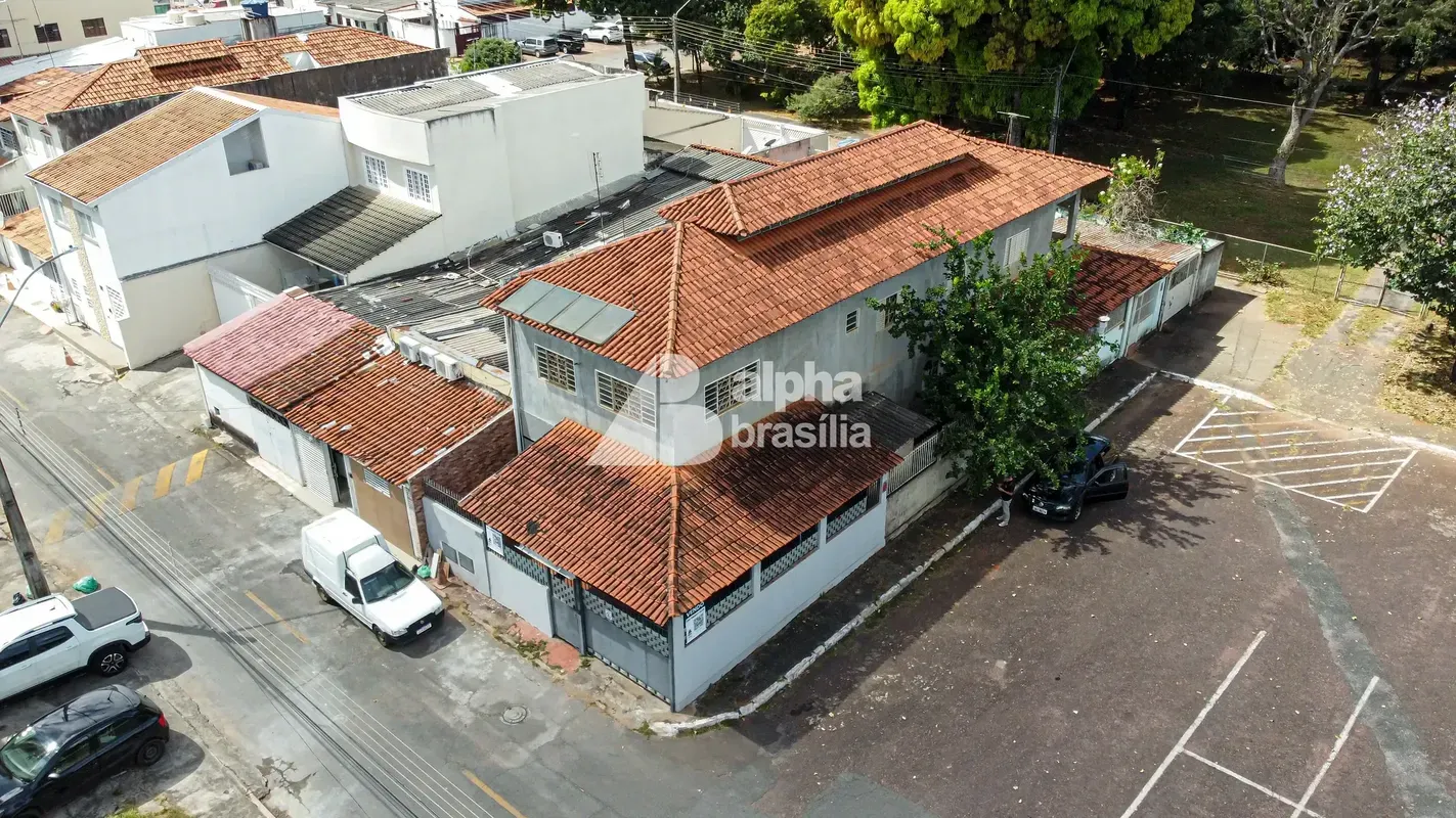 Cruzeiro Velho Quadra 7 Bloco "J" Sobrado de Esquina com Vista Livre e Excelente...