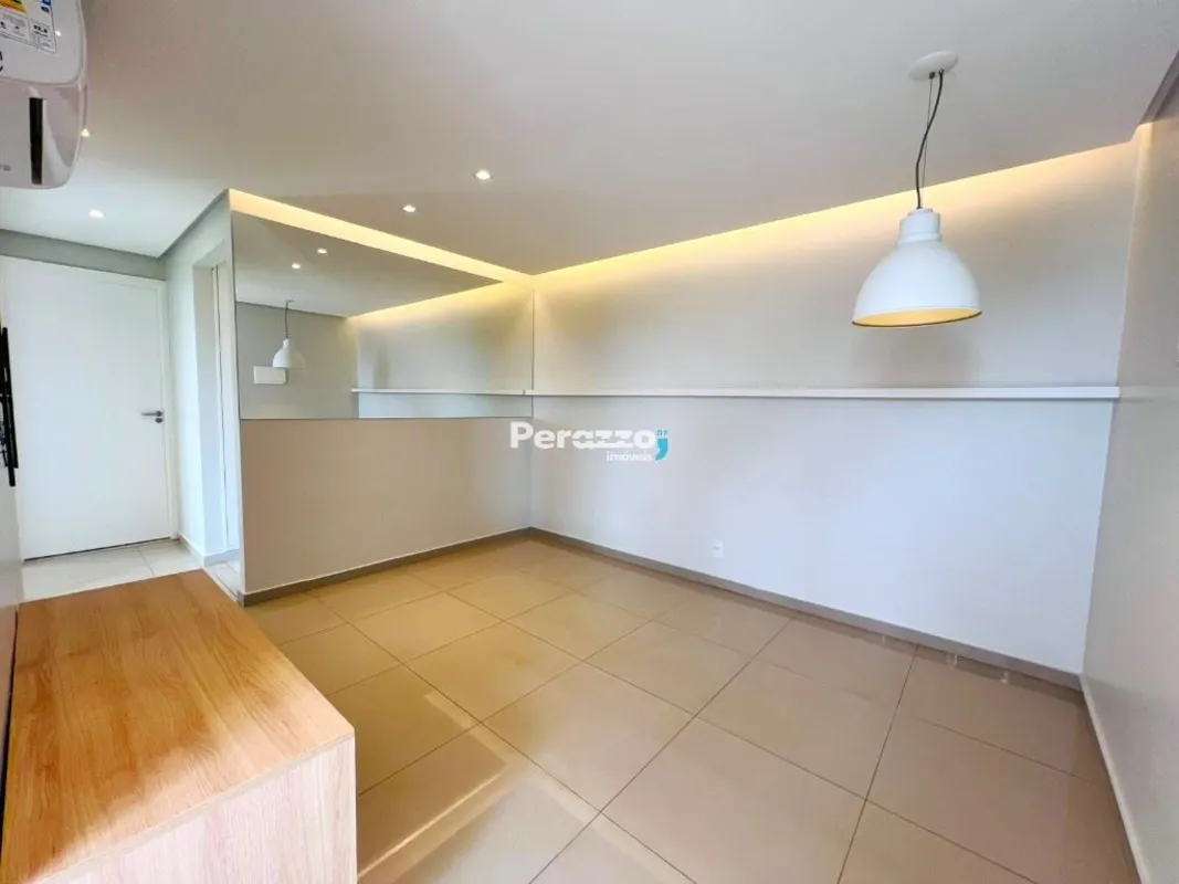 Excelente Apartamento de 2 Quartos Reformado na QC 03 dos Jardins Mangueiral por...
