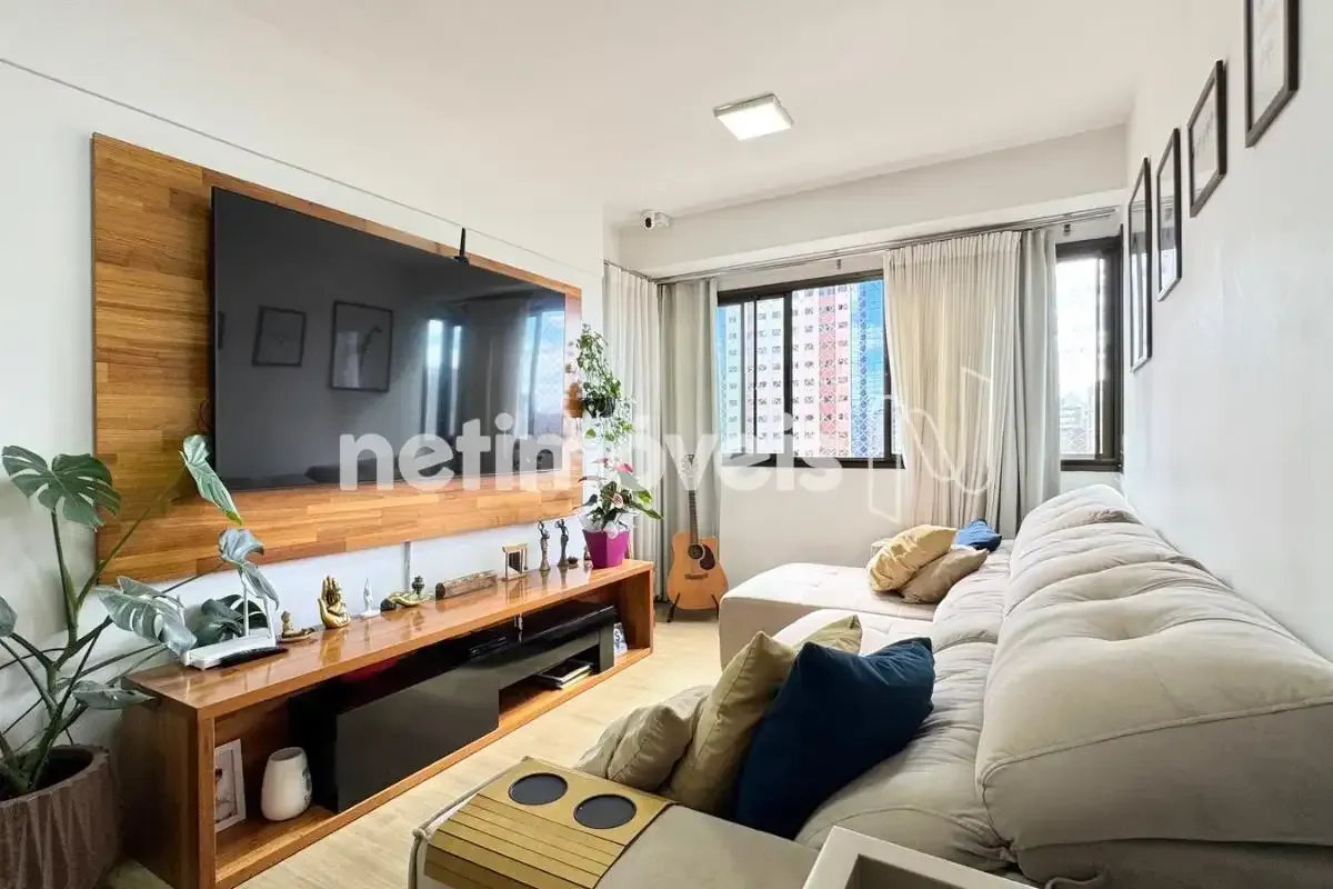 Apartamento 03 quartos - Andar alto - Nascente - Mirante das Águas Localização:O...