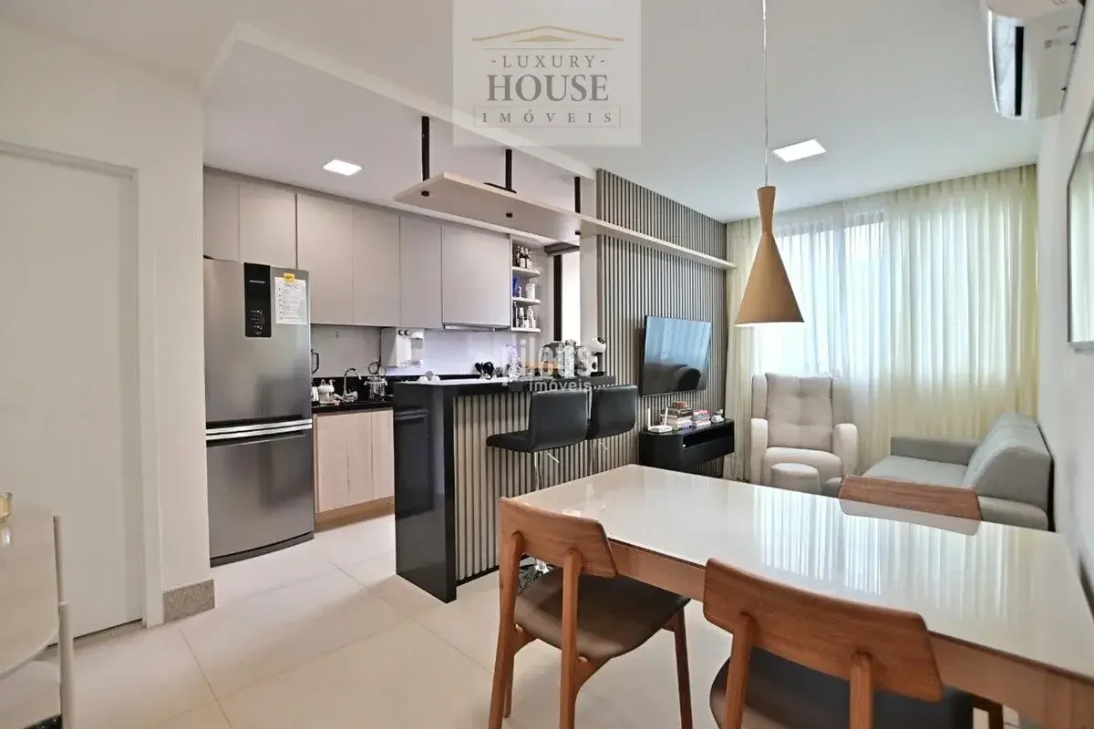 Descubra seu novo lar na SQNW 302 Bloco D, Noroeste, Brasília, DF. Este apartame...
