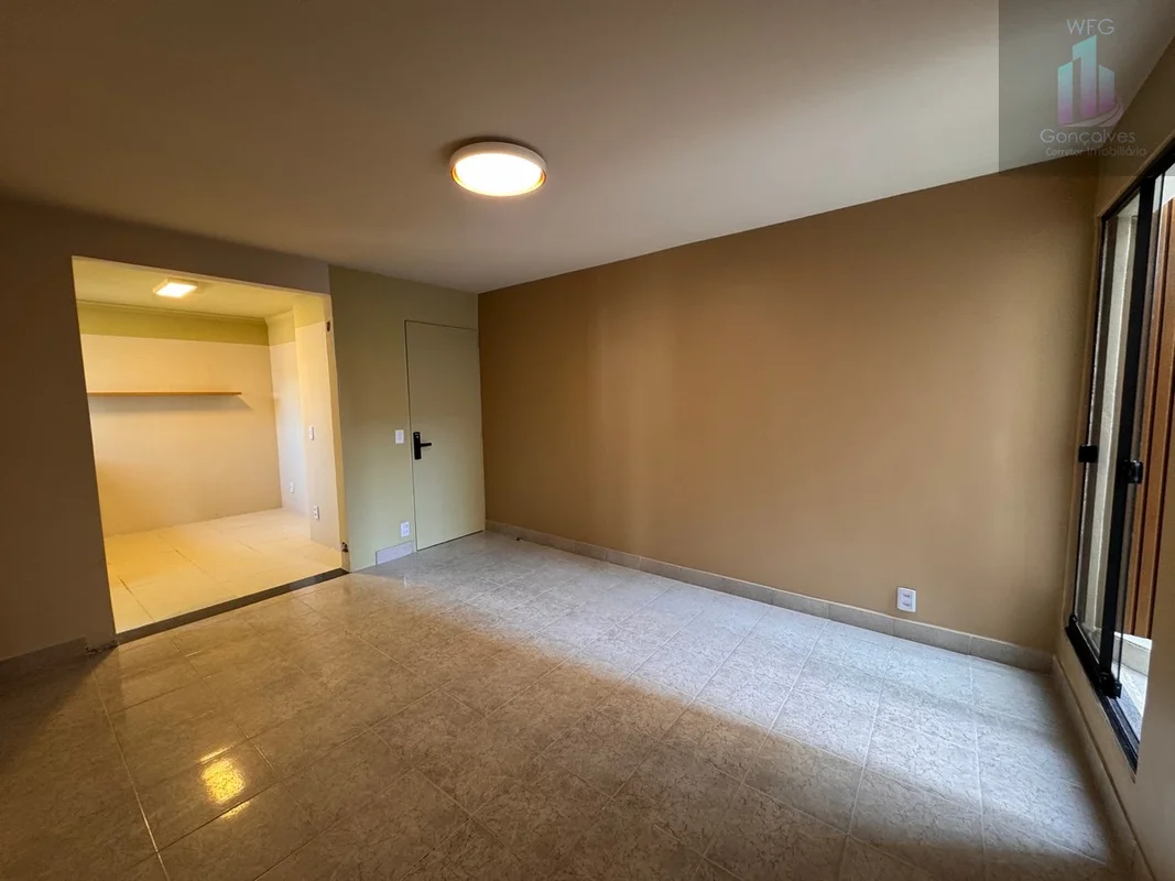 Setor Bueno! 3 Quartos com Suíte, Escaninho e Garagem ao Lado da av. T-7Apartame...