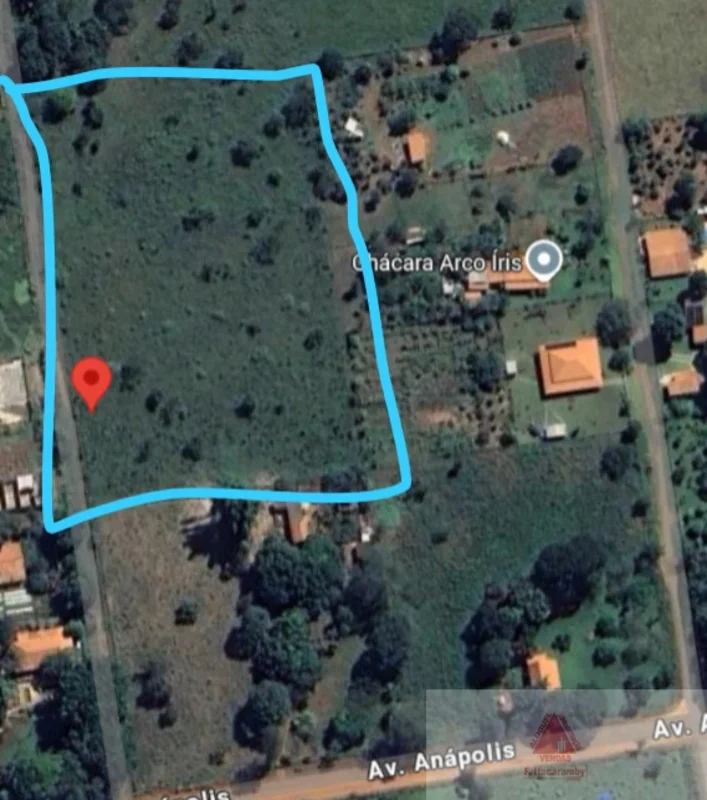 Chácara com energia na porta e Poço Artesiano.Bem localizada, lugar sossegado. A...