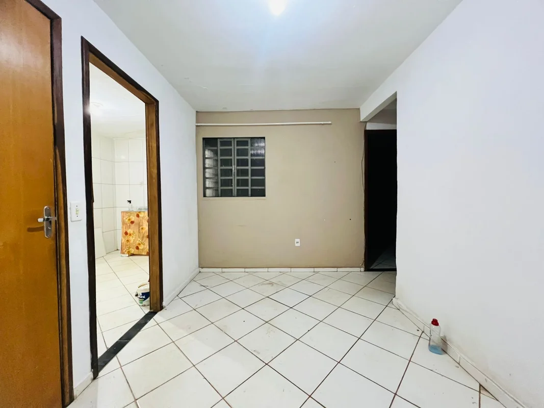 Excelente oportunidade para quem deseja comprar seu apartamento com 02 quartos e...