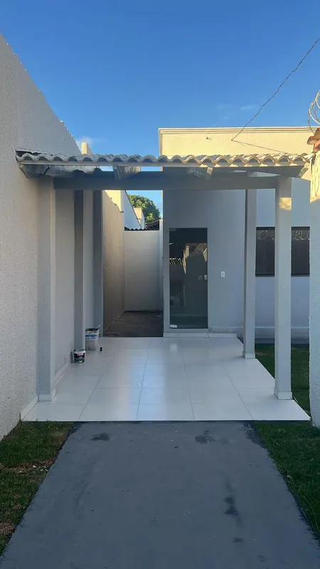 ?? CASA À VENDA – SENADOR CANEDO?? Características do Imóvel:? Lote: 207 m² ? Ár...