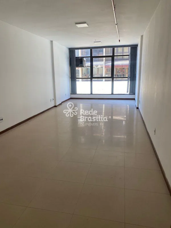Sala Comercial em excelente localização no Centro Empresarial Assis Chateaubrian...