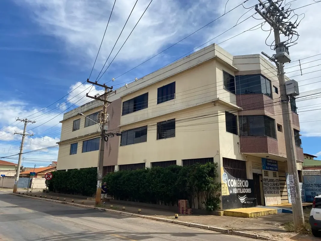 IMOBILIARIA ESTRELA - VENDE RARIDADE EM TAGUATINGA, EXCELENTE APTO REFORMA MODER...