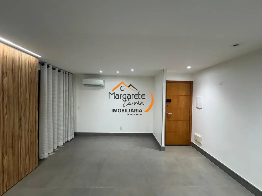 Imobiliária Margarete Corrêa vende no Life Resort beira lago.Térreo com varanda ...