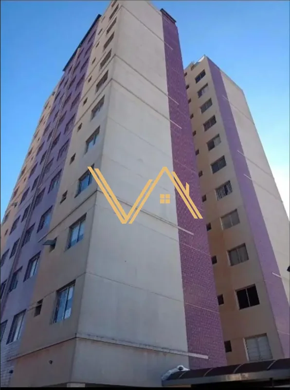 Vendo excelente apartamento de 3 quartos sendo 1 suíte, Samambaia Norte. Residen...
