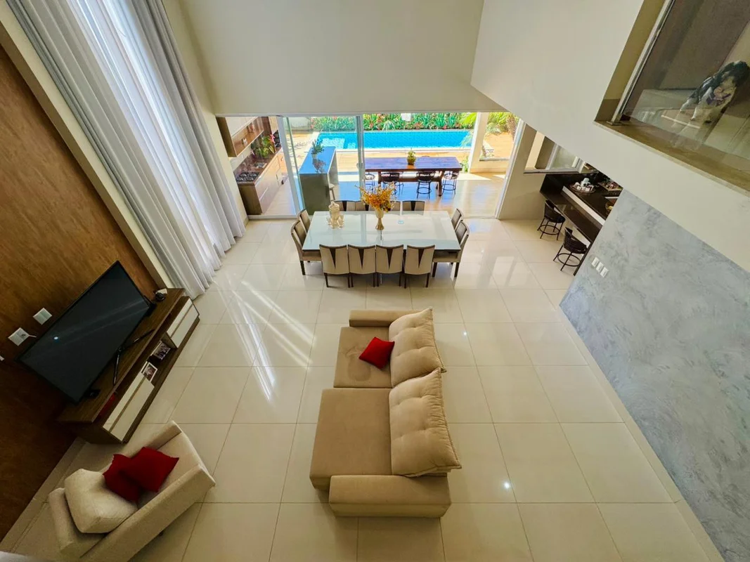 Sobrado Portal do Sol golfe GreenÁrea terreno: 427 m2Área construída: 300 m2* 04...