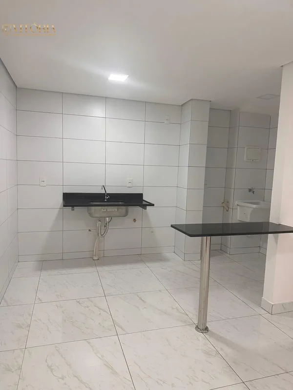 Vendo apartamento de 1 quarto em Vicente Pires, na Rua 3. Tem 1 quarto, 1 banhei...