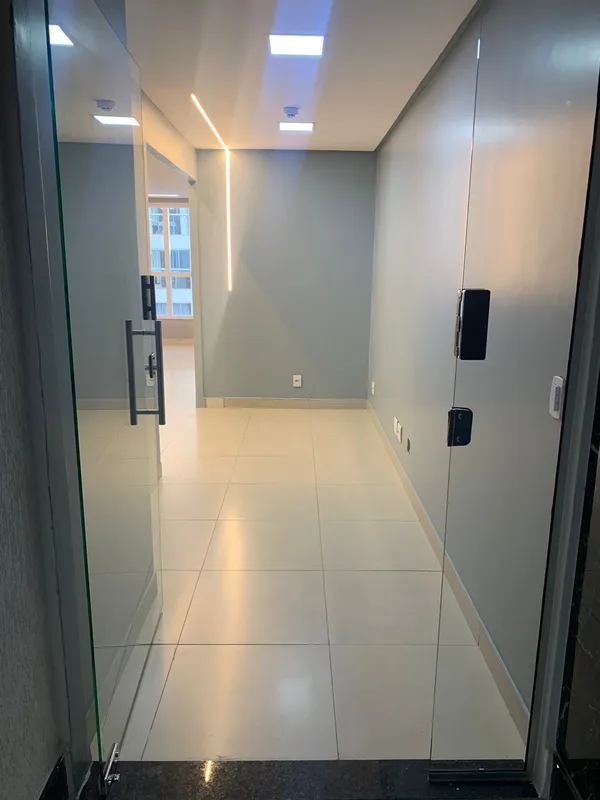Sala comercial no Ed Metropolitan Tokyo55 m23° Andar01 Vaga de garagem rotativa ...