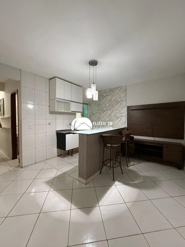 Elizeu Imóveis aluga excelente apartamento!Imóvel composto por:- 02 quartos, sen...