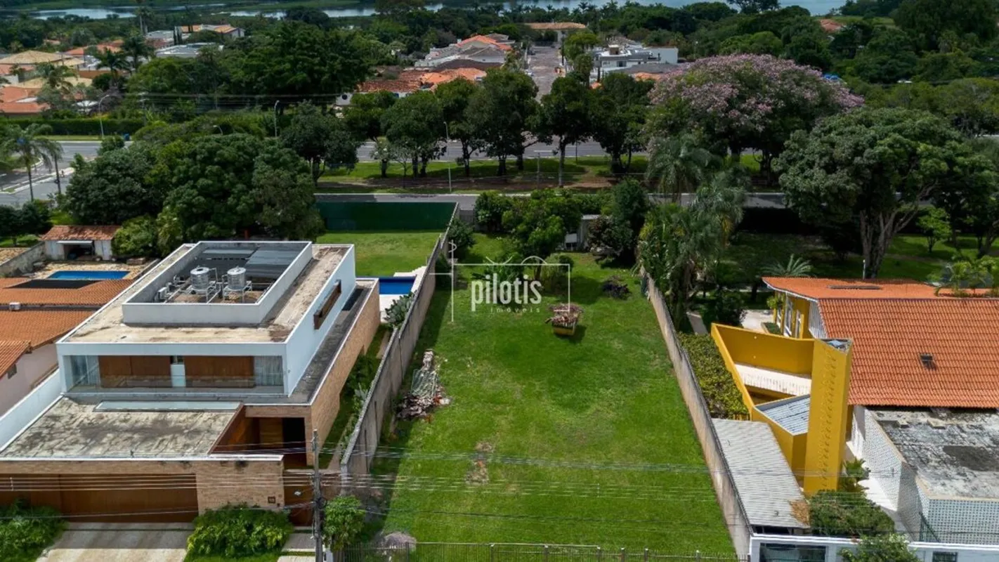 SHIS QI 5 - Oportunidade de construir a casa dos seus sonhos!- Localização privi...