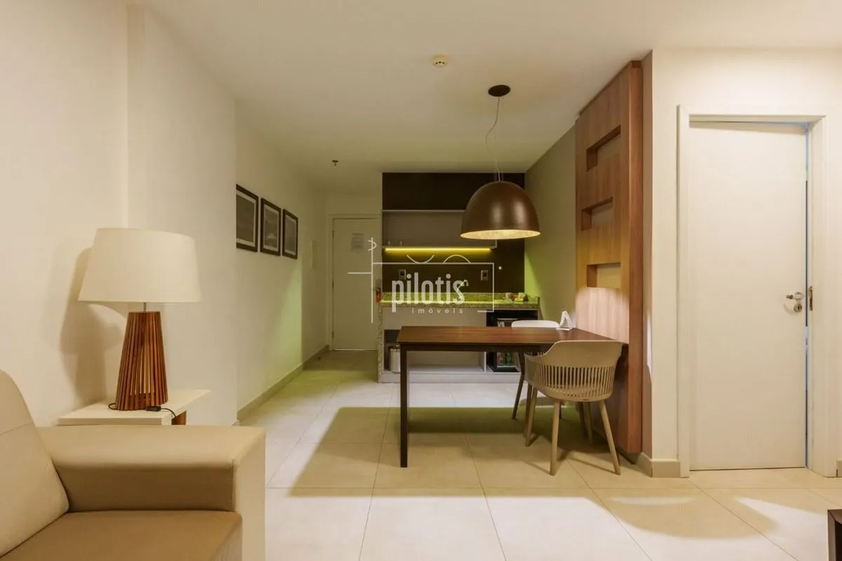 Excelente investimento, flat em localização privilegiada!!- Renda mensal 1.705,7...