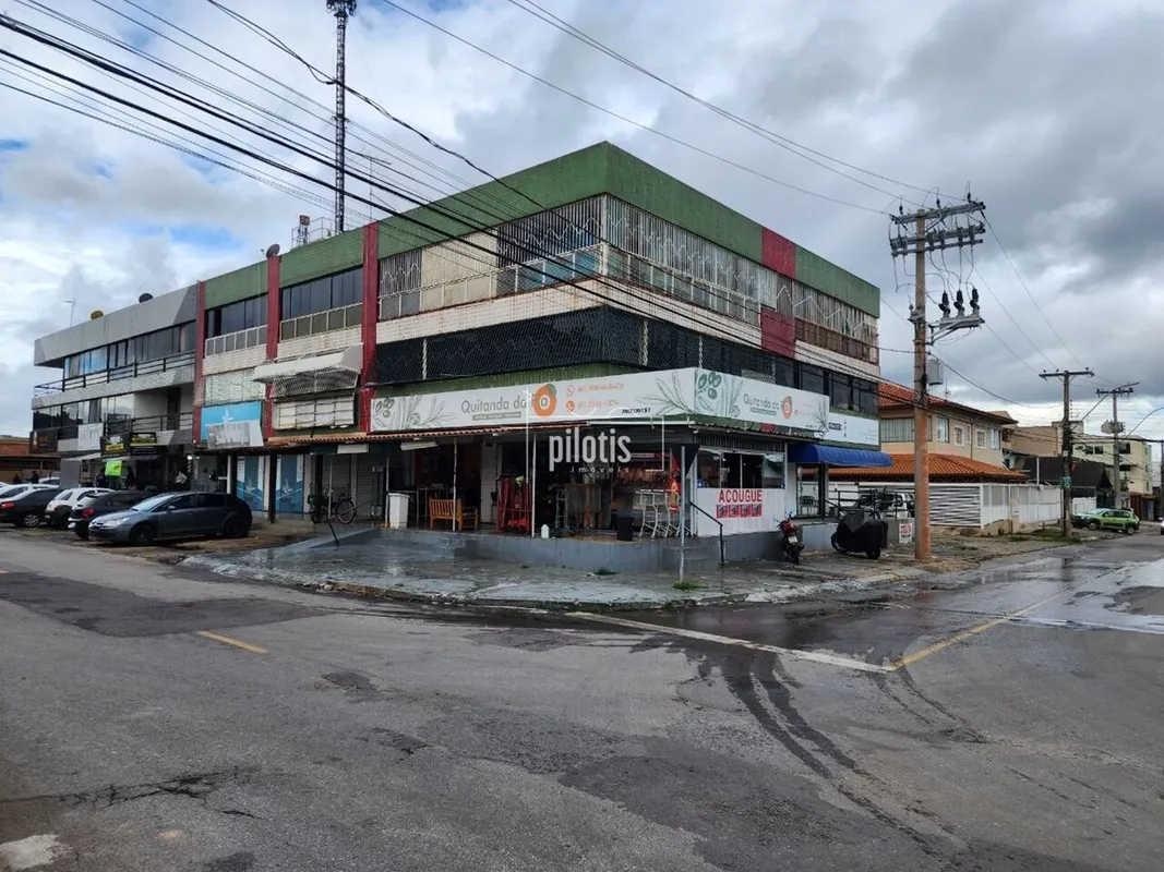 Pilotis imóveis vende ótima OPORTUNIDADE DE INVESTIMENTO !!Loja com comercio con...