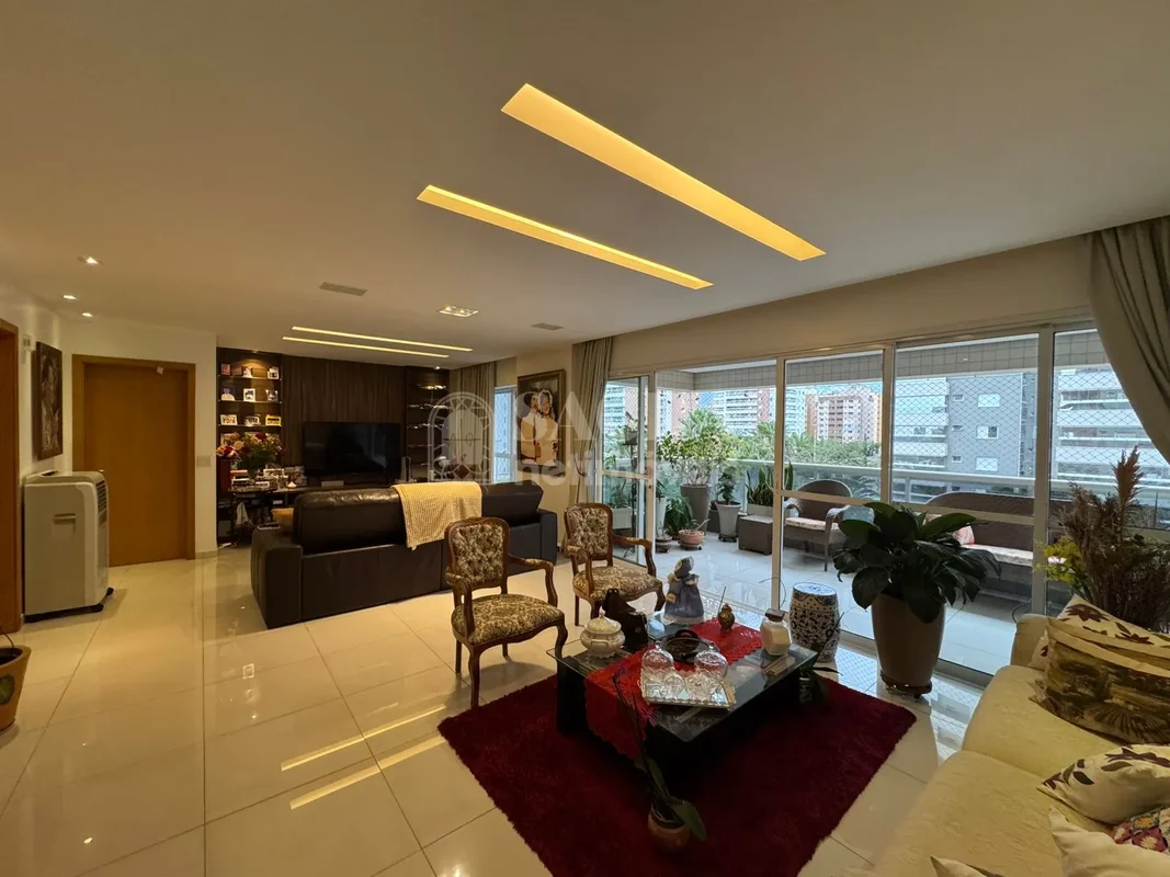Apartamento 4 quartos com varanda com churrasqueira a carvão, vazado, em Águas C...