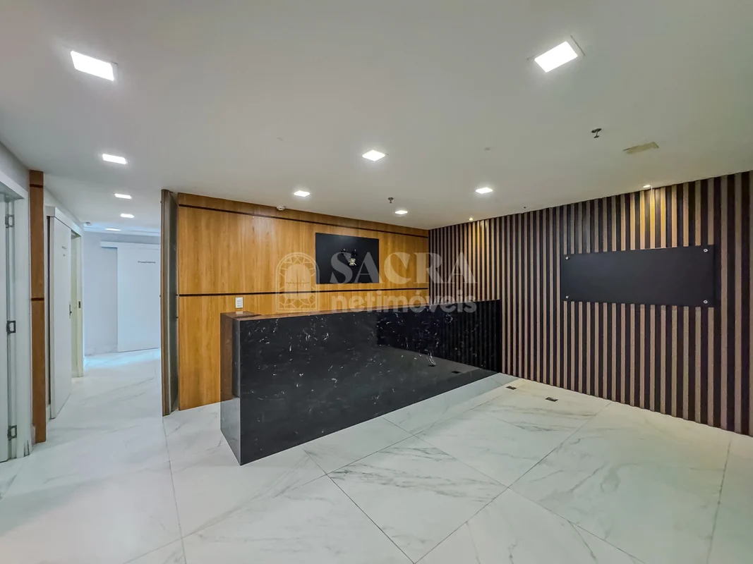 Clínica / Escritório Comercial — Ed. Le Quartier | Águas Claras-DF Ao lado da Es...