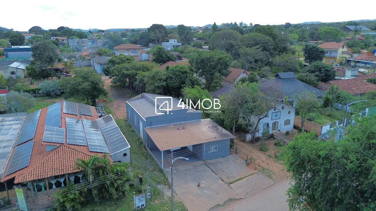 GALPÃO COMERCIAL À VENDA OU LOCAÇÃO | LOCALIZAÇÃO ESTRATÉGICA EM ALTO PARAÍSOExc...