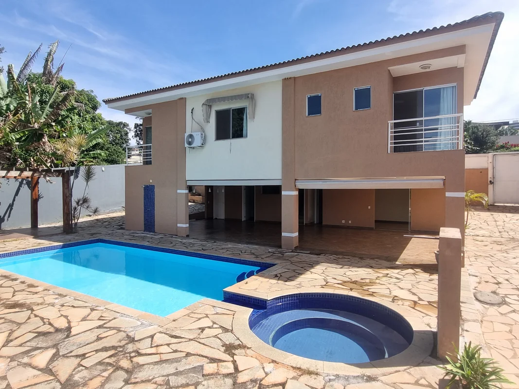 Residencial Village - Vereda da Cruz - Arniqueiras-DFEm um amplo lote de 1.600m²...