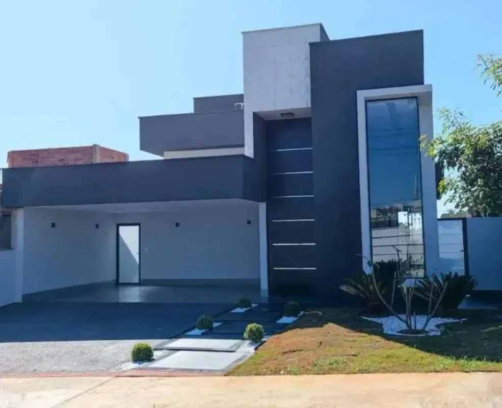 SOBRE O IMÓVEL:Excelente casa de condomínio com 160m² de área útil.São 3 quartos...