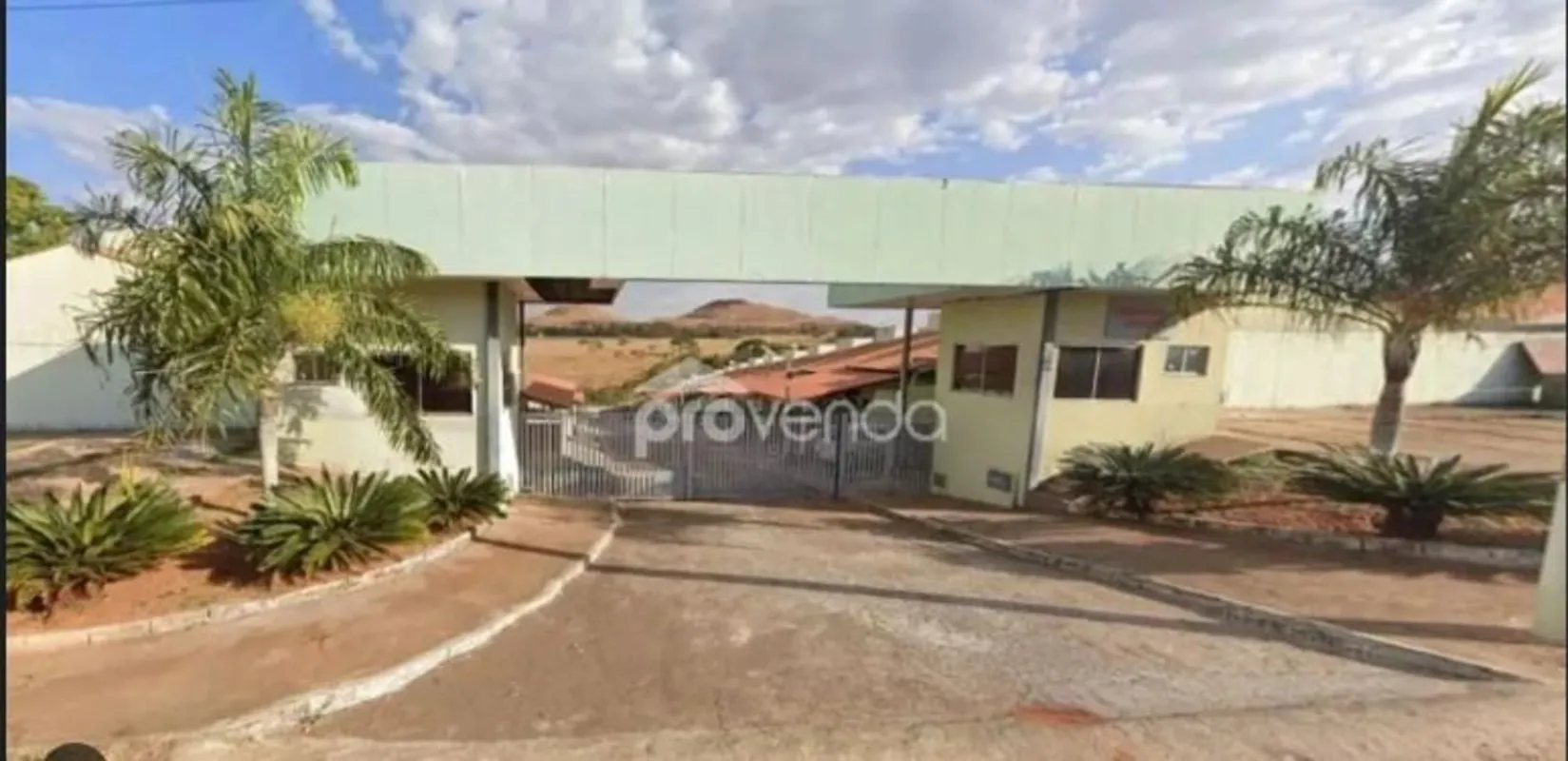 Casa nunca habitada, totalmente reformada e pronta para morar!Imóvel com 60m² de...