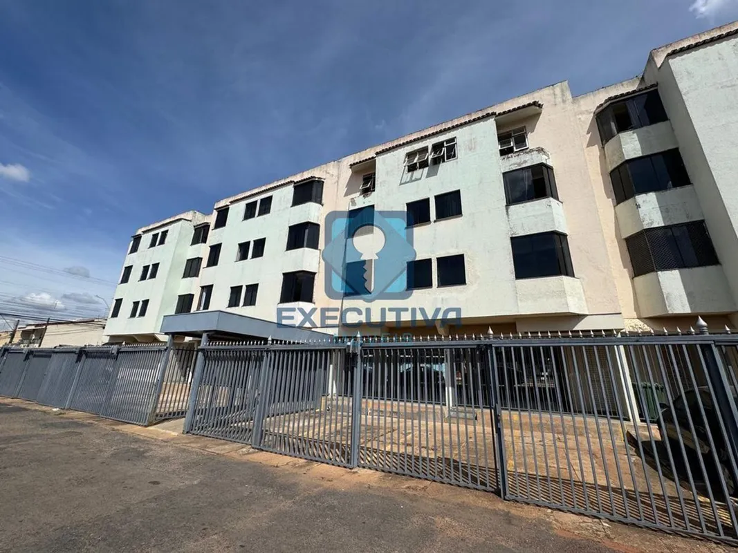 EXECUTIVA IMÓVEIS ALUGAAPARTAMENTO NA QI 09 GUARA IEndereço:QI 09 BLOCOO 1° ANDA...
