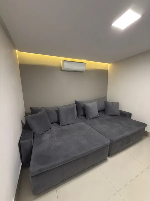 Sobrado de alto padrão com automação completa, energia solar e piscina inteligen...