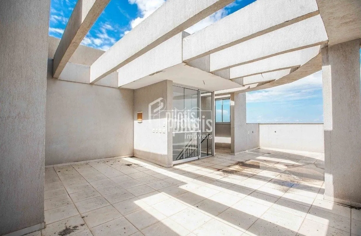 Pilotis Imóveis vende Excelente cobertura nascente - Condomínio Fechado, ótima l...
