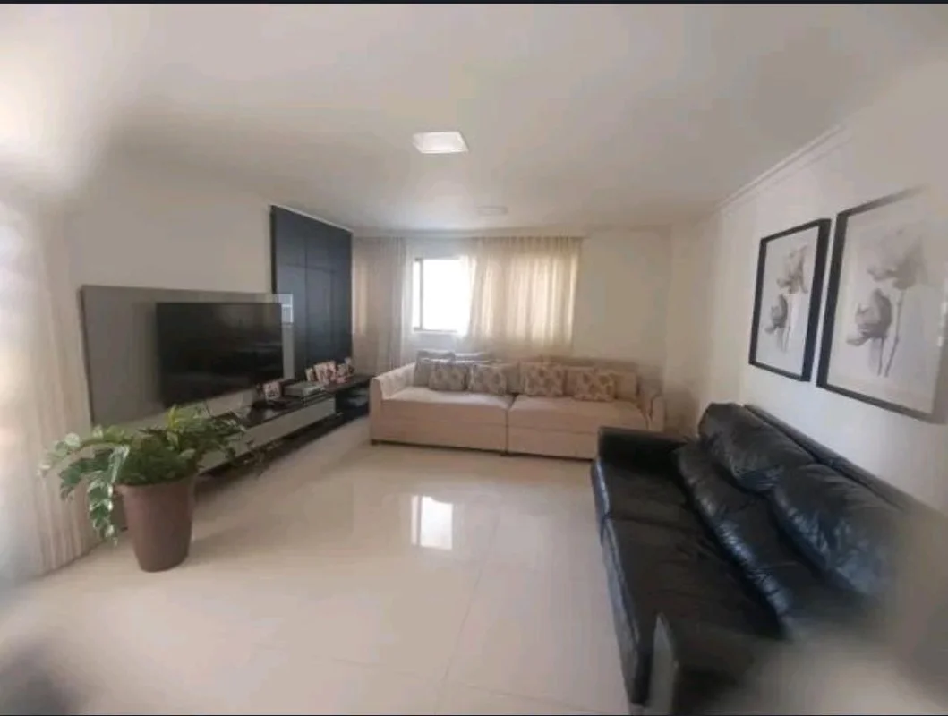 Alugo ótimo apartamento no residencial Ilhas de Manhattan em Águas Claras.O imóv...