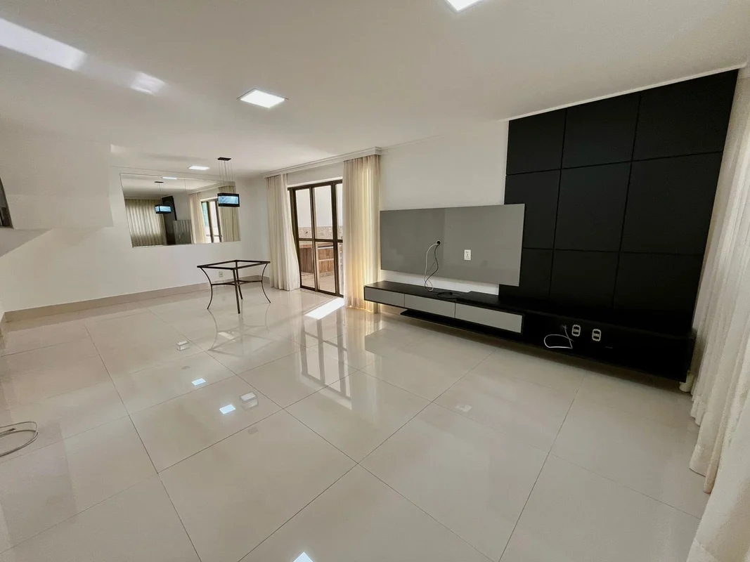 Alugo ótimo apartamento no residencial Ilhas de Manhattan em Águas Claras.O imóv...