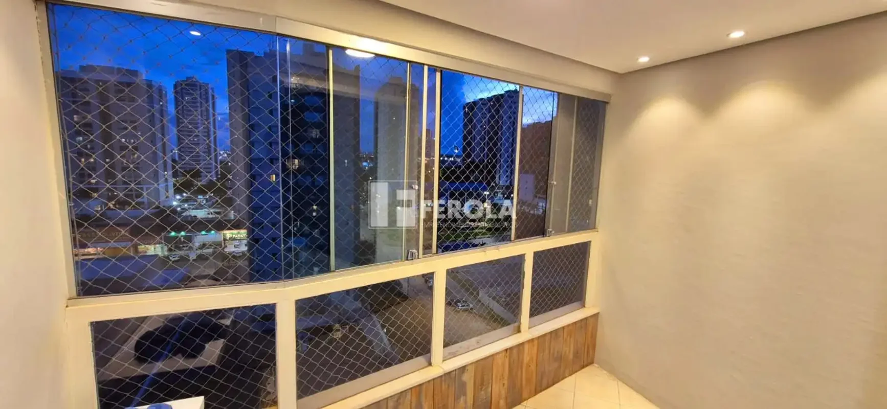 Equipe FerolaJarbas (61) 9 8224.8049 - Creci: 18.892/DfLilian (61) 9 8544.2777 -...