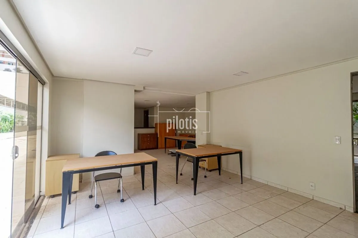 2 Lojas para locação ou venda!!- Ótima localização.- Uma loja com 28m² e outra c...