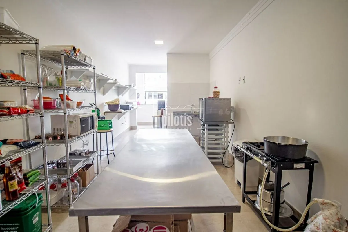  Sala comercial ADE , Águas Claras , prédio novo , ótima localização.. em frente...