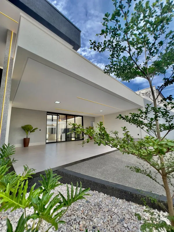R$ 1.270.000,00Casa de alto padrão no Setor Moinho dos Ventos, projetada para qu...