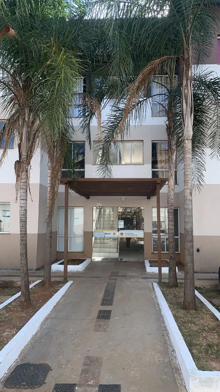 Descubra um apartamento acolhedor e bem localizado na Quadra 4, no Condomínio Be...