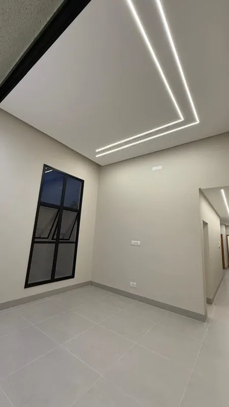 3 quartos sendo duas suítes uma americanaBanho socialCozinhaÁrea serviço Sala pé...