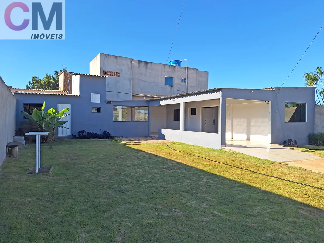 Casa, muito aconchegante, terreno de 400m2, com 18 de frente todo murado com por...