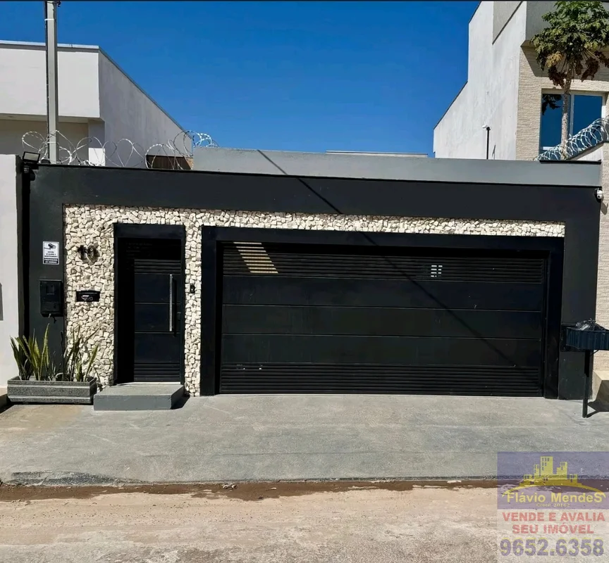 Vendo casa MODERNA e ESPAÇOSA ,Localizada na QE 50, Sendo :- casa térrea possui ...