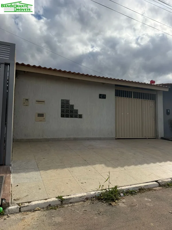 OPORTUNIDADE ÚNICA !!!IMÓVEL COMPOSTO POR:- 02 quartos;- Sala;- Cozinha;- 01 Ban...