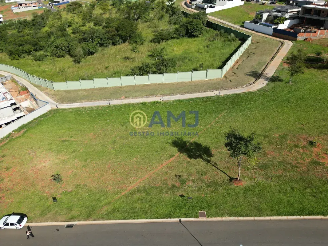 LOTE À VENDA CONDOMÍNIO PLATEAU DOR PRIVILEGE GOIÂNIA/GONo exclusivo Residencial...