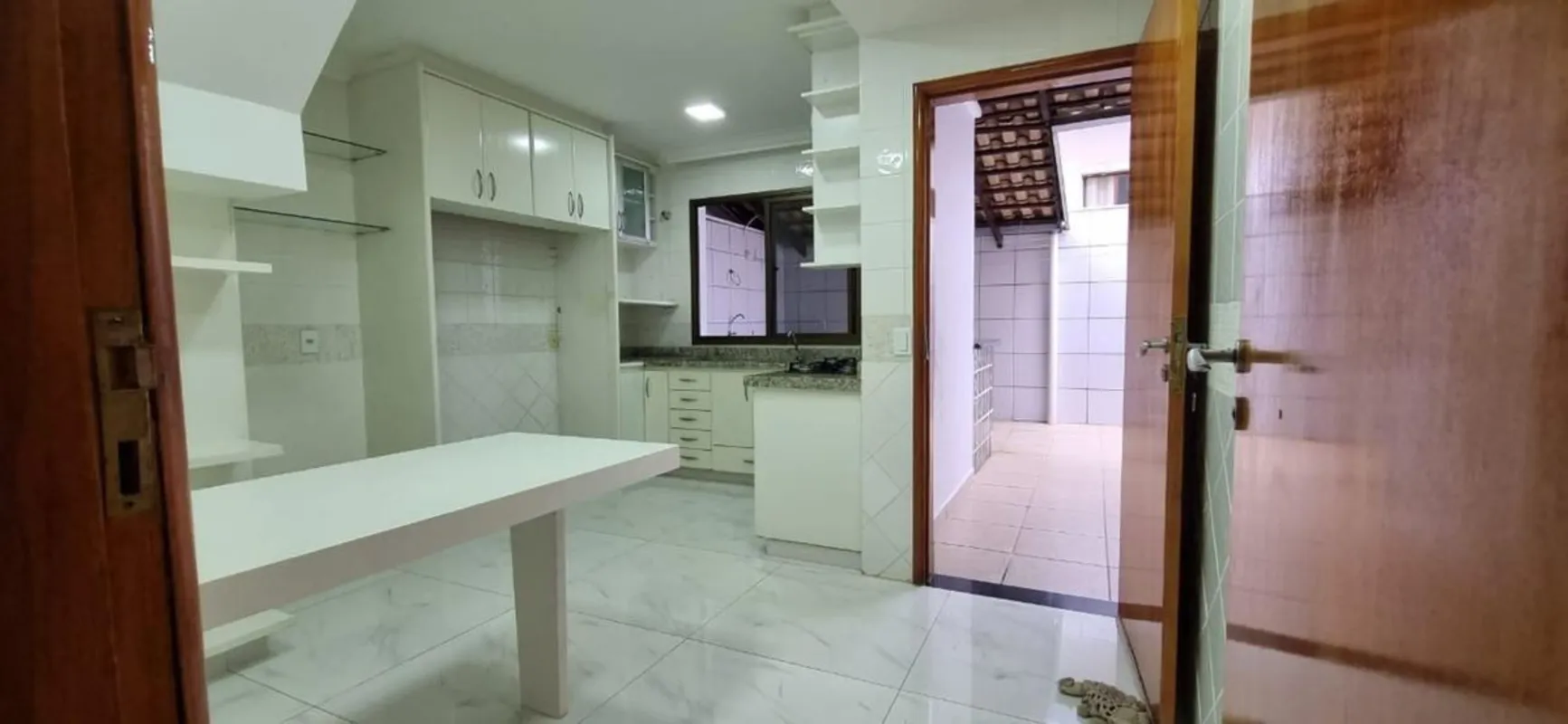 ?? Sobrado em Condomínio Fechado no Jardim Planalto | 3 Quartos | 1 Suíte | Área...
