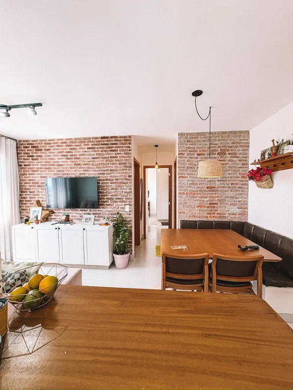 ?? APARTAMENTO À VENDAApartamento 2 quartos, semi-mobiliado próximo ao Macambira...