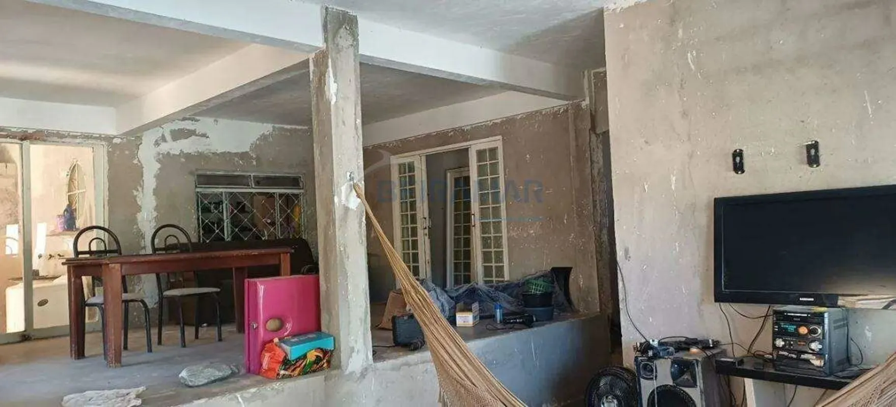 Uma excelente oportunidade para quem deseja adquirir um imóvel amplo, com grande...