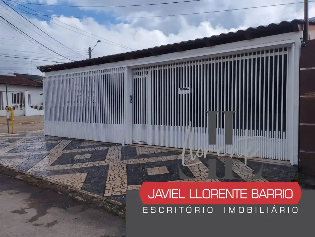 CASA QNA 50 | esquina | 04 quartos (sendo 1 suíte e 2 semi-suíte) todos com armá...