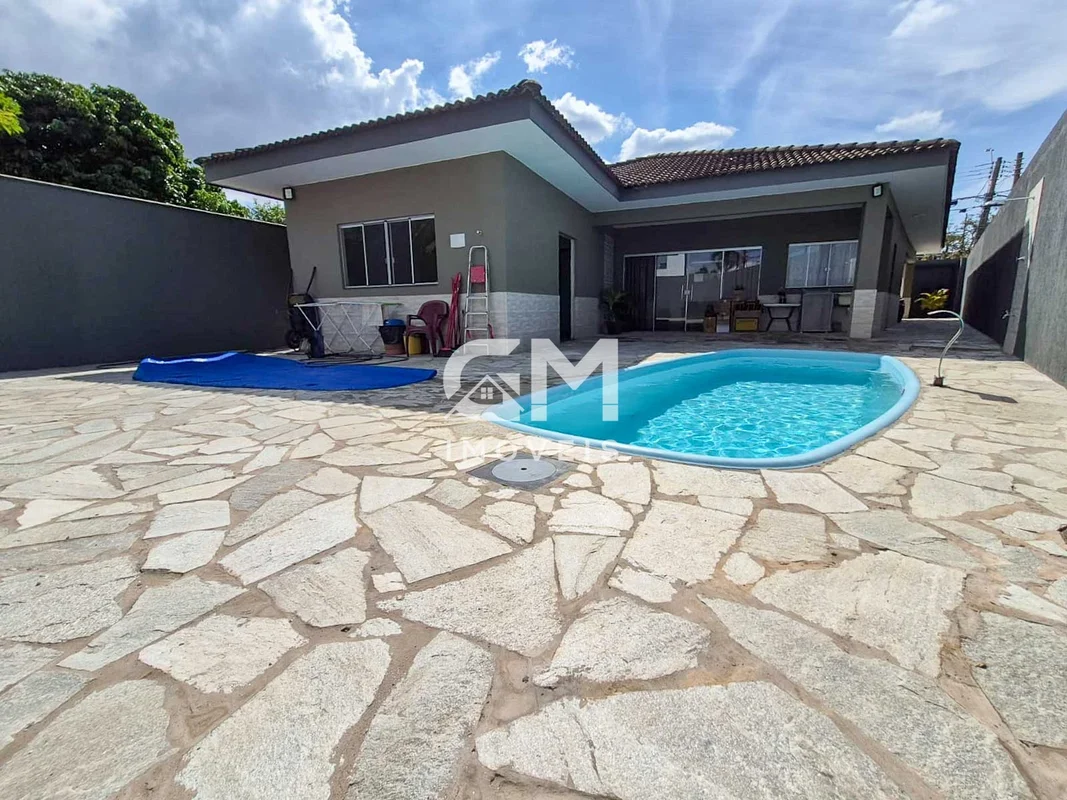 GM IMÓVEIS VENDE EXCELENTE CASA NO CONDOMINIO FRIBURGO Excelente casa térrea com...