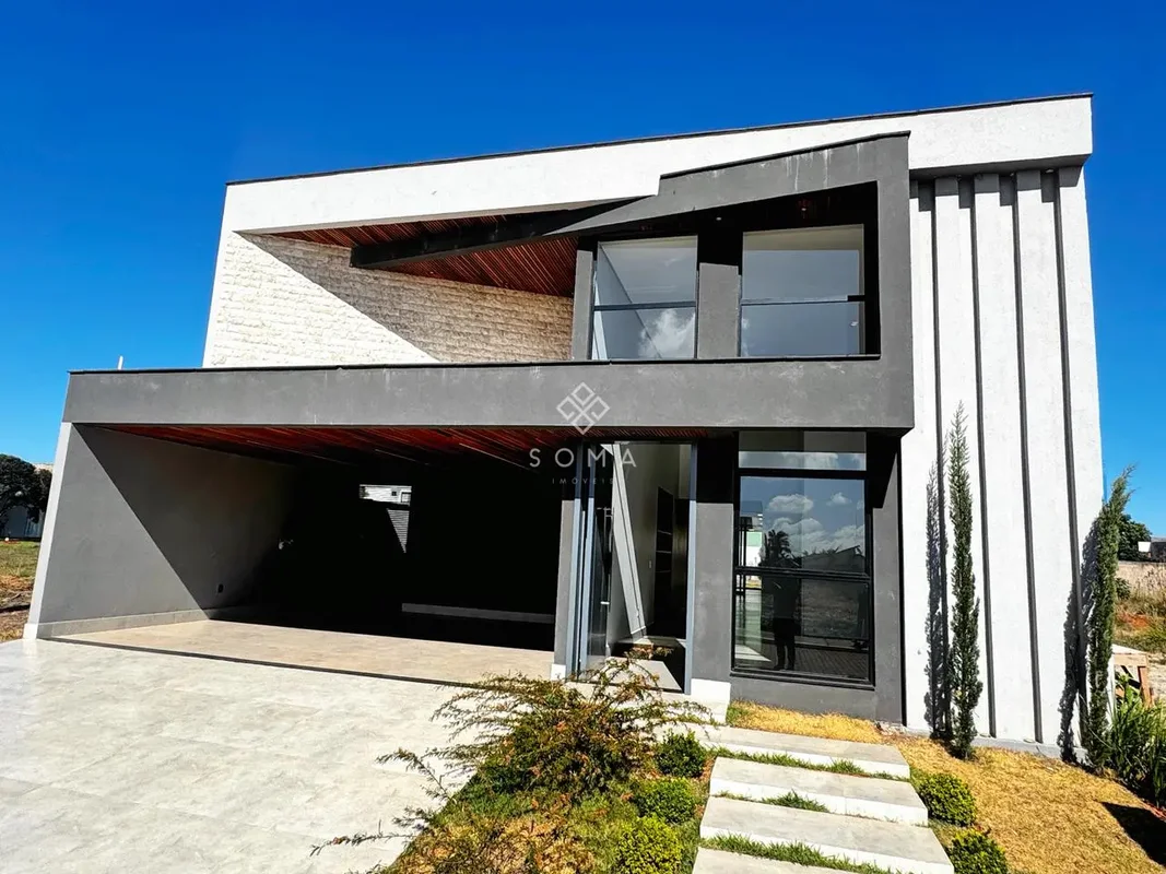 ESPECIFICAÇÕES DA CASA:- Nascente- Projeto de iluminação- Sala ampla com pé dire...