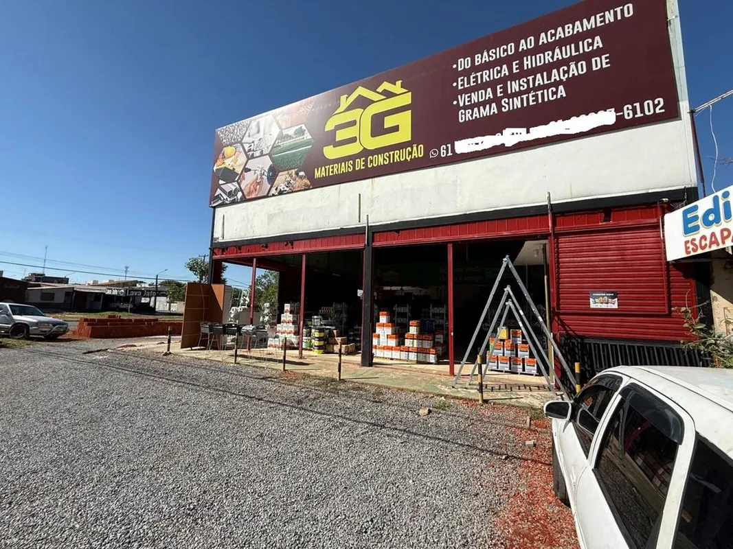 Galpão comercial à venda em Brasília-DF, no bairro Setor Sul (Gama), com 3 salas...