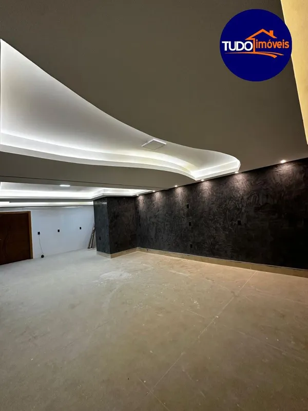 APARTAMENTO À VENDA - SETOR OESTE | GAMA/DFAmplo, moderno e com excelente locali...