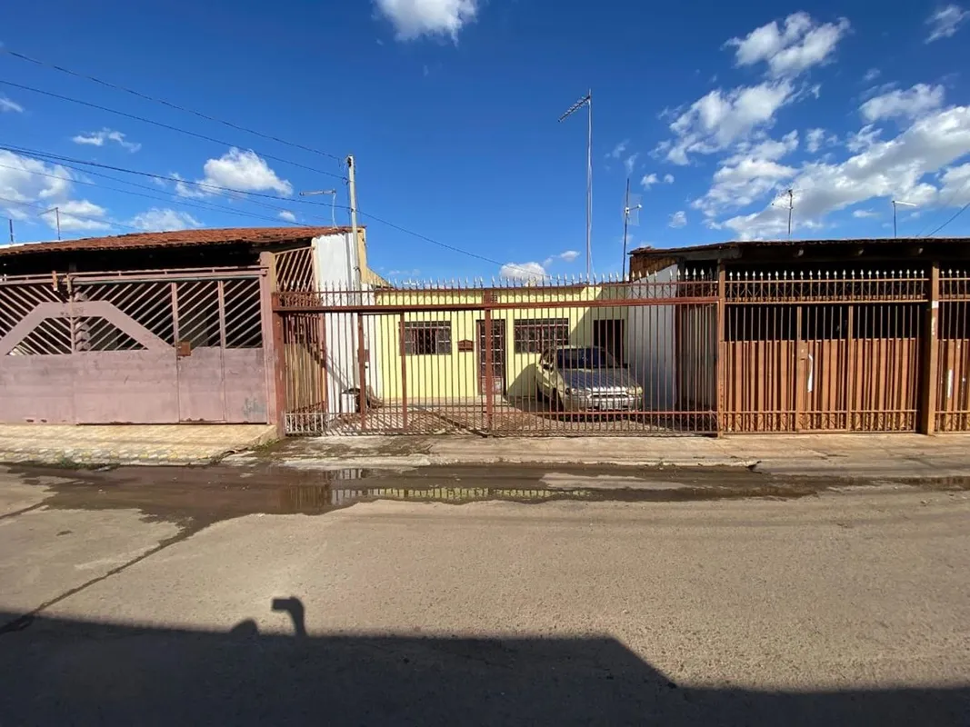 Excelente oportunidade de casa à venda em Brasília-DF, no bairro Samambaia Sul. ...