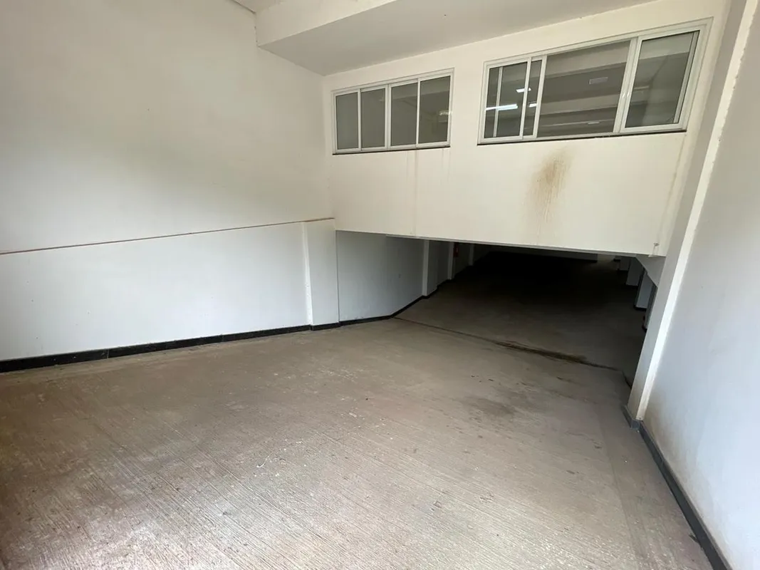 ALUGO EXCELENTE LOJA, EM ÓTIMO PONTO NA QUADRA 01 DO SETOR SUL DO GAMA!TUDO IMÓV...